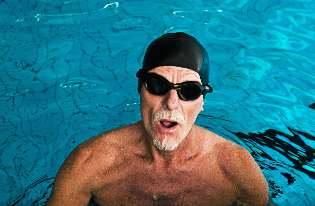 Pływanie dla seniorów – sprawdzony sposób na zdrowie i euforia z ruchu po sześćdziesiątce