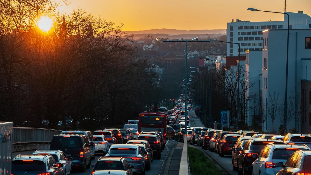 KRAKÓW ODCINA MNIE OD WNUCZKI 