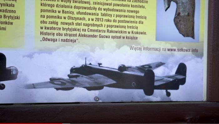 Katastrofa samolotu Halifax, Banica-Krzywa, ujęcie wystawy
